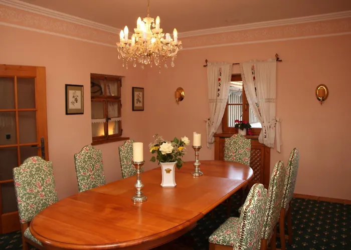 Otel Gut Altholz Und Restaurant Hutter 3*