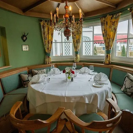 ホテル Gut Altholz Und Restaurant Hutter プラットリング