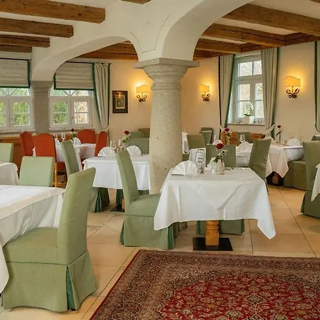 Gut Altholz Und Restaurant Hutter 3*