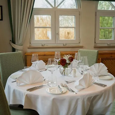 Gut Altholz Und Restaurant Hutter Plattling