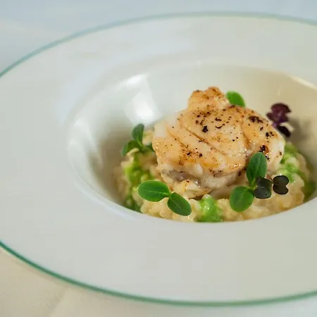 Gut Altholz Und Restaurant Hutter 3* プラットリング