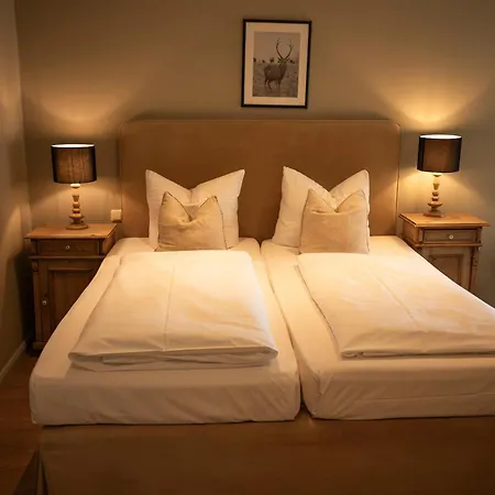 Gut Altholz Und Restaurant Hutter ホテル 3*