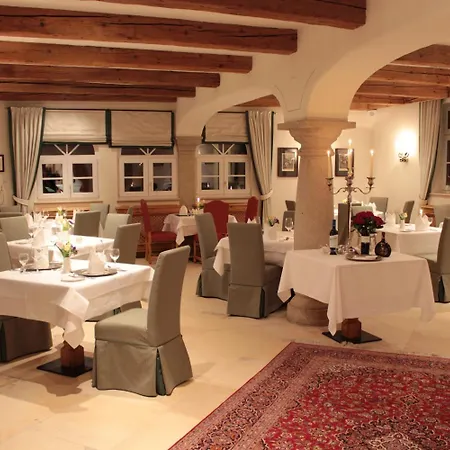ホテル Gut Altholz Und Restaurant Hutter 3*