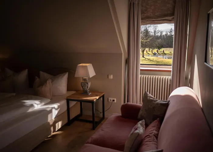 Gut Altholz Und Restaurant Hutter Szálloda 3*
